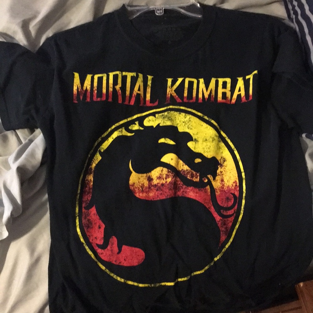 Mortal Kombat shirt